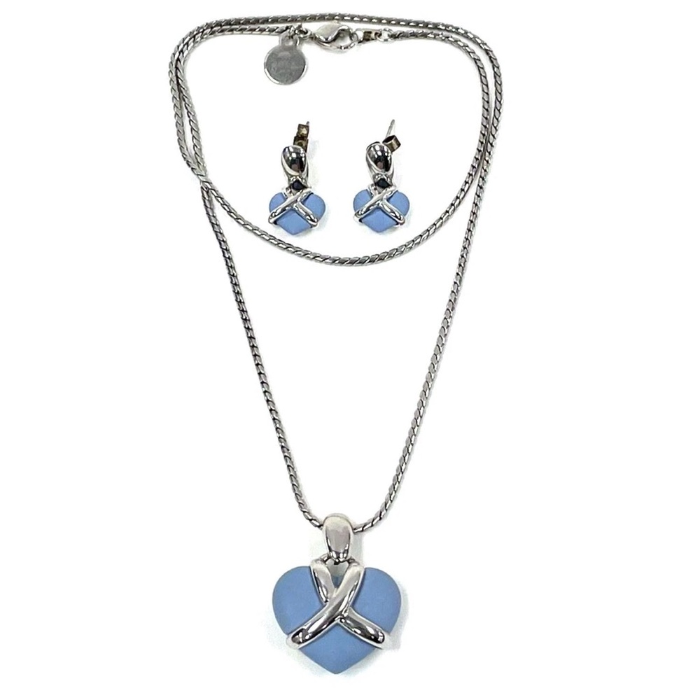 Wedgwood Jasperware Silvertone 18" Pendant Necklace & Earring Set 16g